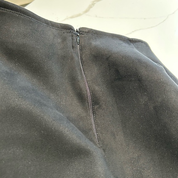 MarlaWynne Elegant Black Faux Suede Side Zip Pants - Picture 5 of 8